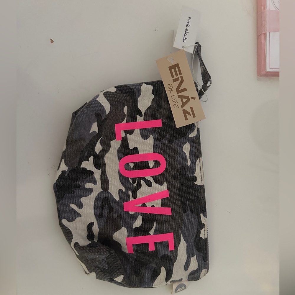 NEW WITH TAGS “Love” Camo Pouch bag